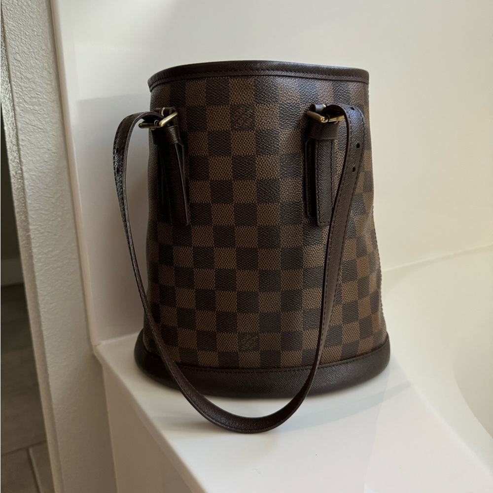 Louis Vuitton Damien Ebene